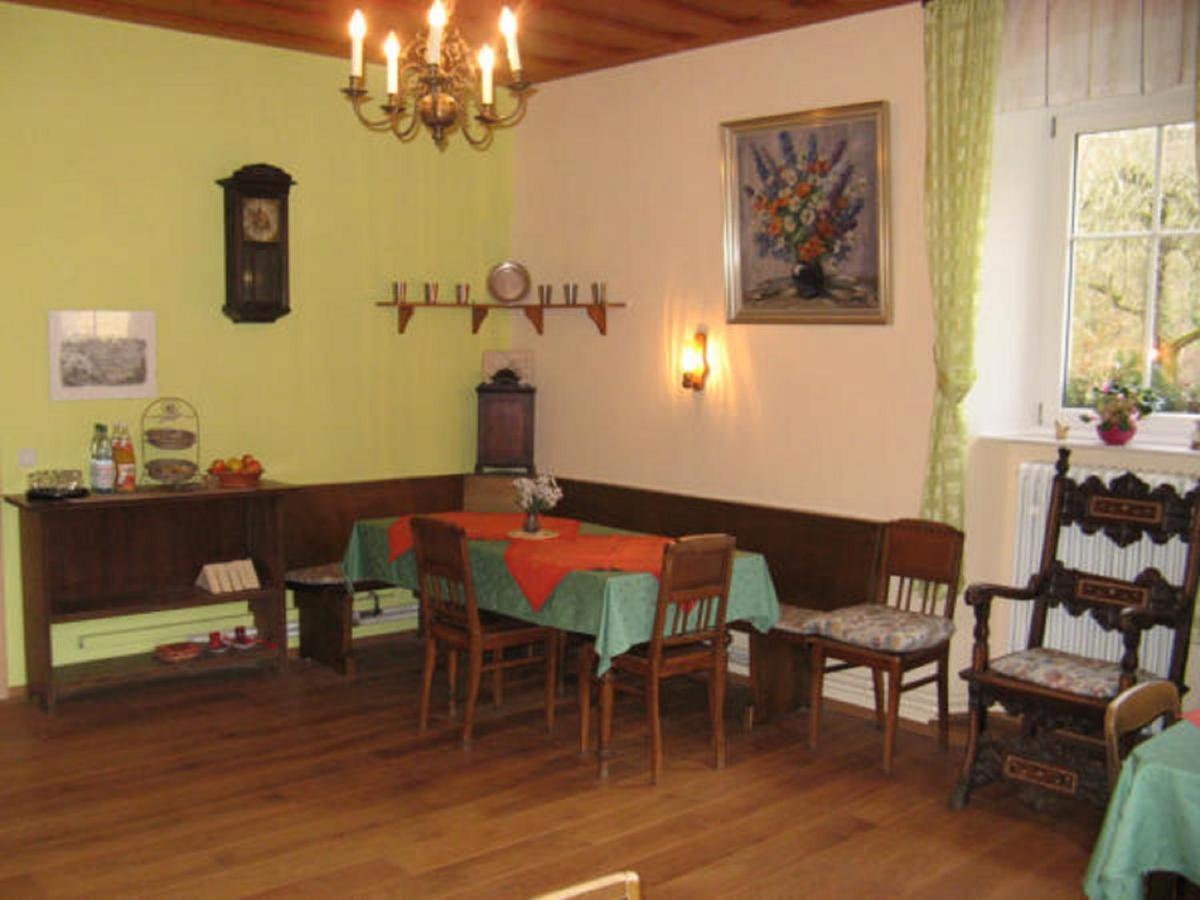 Herrnmuehle - Pension & Ferienwohnungen 罗滕堡 外观 照片